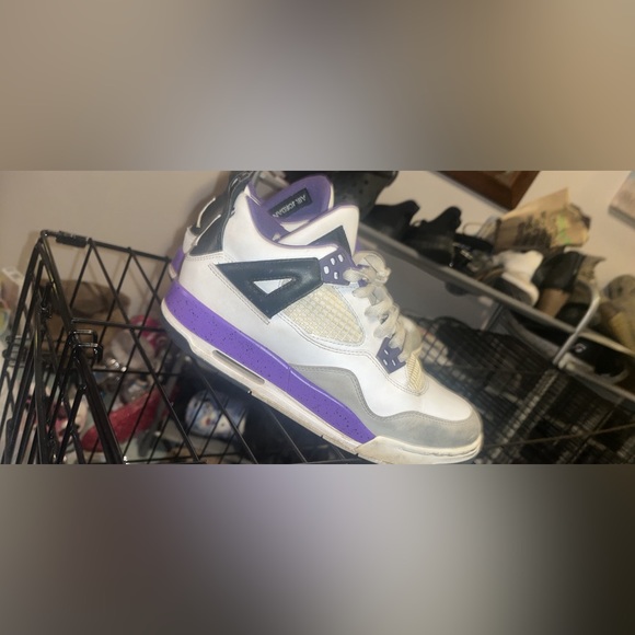 Shop Air Jordan 3 Retro Women Jordan 3 Retro sneaker